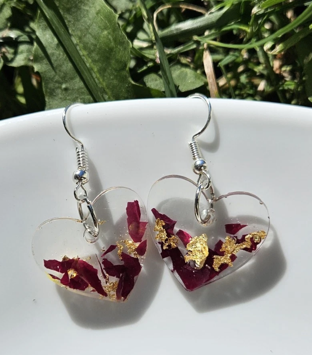 Heart resin earrings